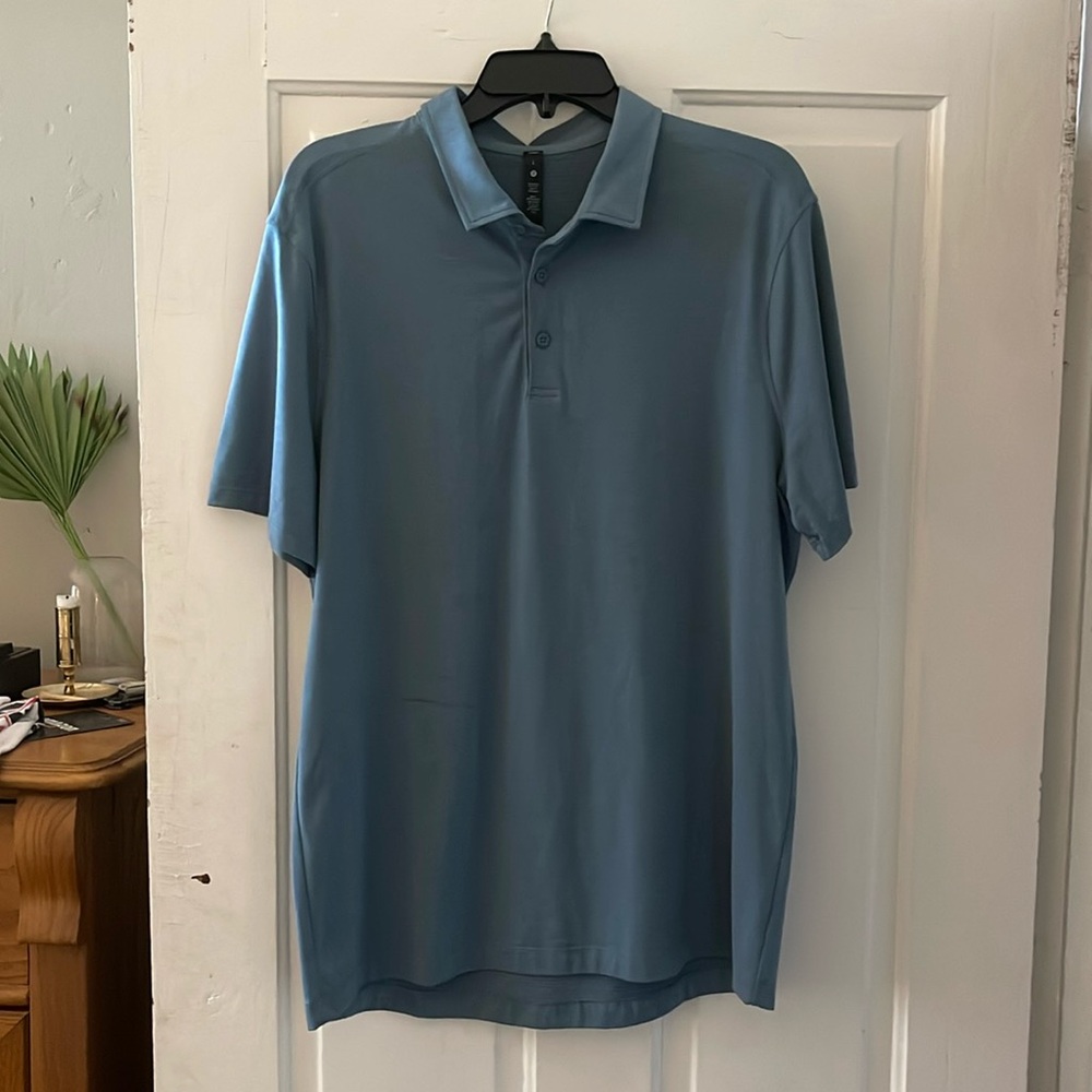 Lululemon Men’s Polo shirt Large Blue